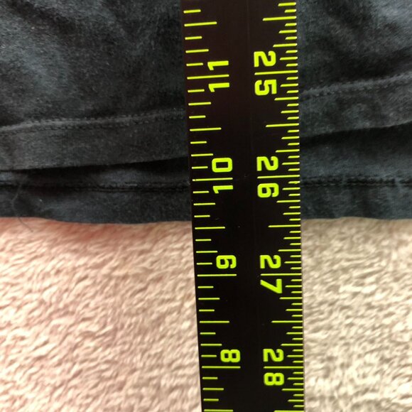 Nike Mens T-Shirt Size XL Shotr Sleeve Black Run Graphic Tee Athletic Fit Casual - Picture 4 of 7